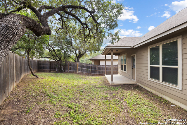 Listing photo id 23 for 15127 Pandion