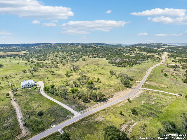 Listing photo id 8 for 000 Seep Springs Drive