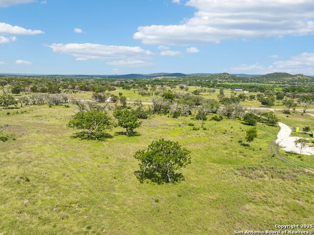 Listing photo id 14 for 000 Seep Springs Drive