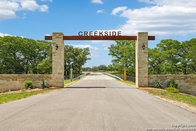 Listing photo id 1 for 000 Seep Springs Drive