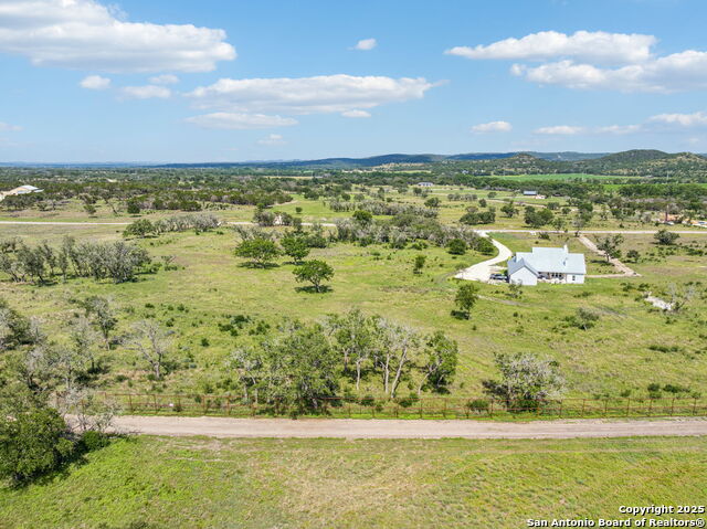 Listing photo id 39 for 000 Seep Springs Drive