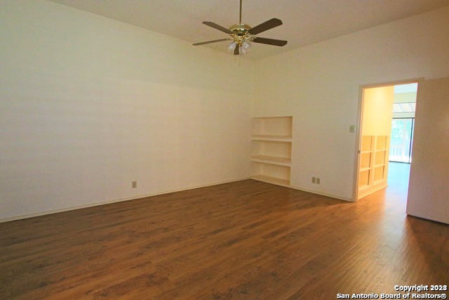 Image 6 of 13 For 11126 Cherry Park Dr