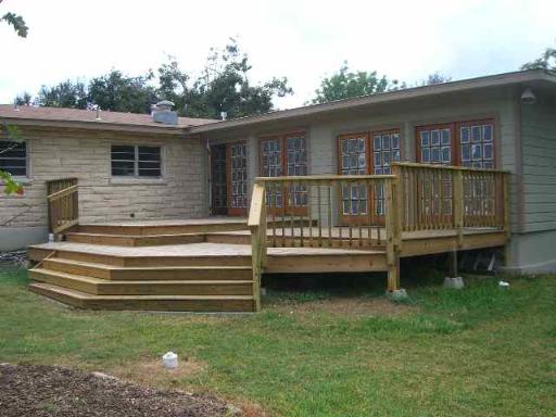 Listing photo id 14 for 535 Oakleaf