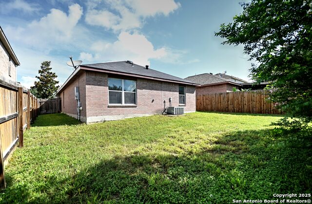 Listing photo id 28 for 8155 Heights Valley