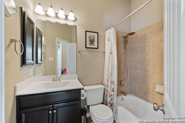 Listing photo id 24 for 9743 Monken  