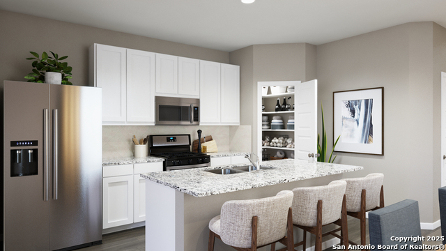Image 10 of 29 For 8806 Black Oak Drive