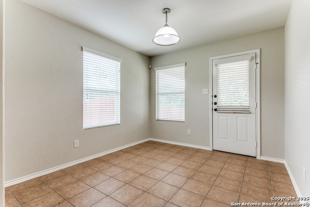 Listing photo id 11 for 16210 Rosebud Vista