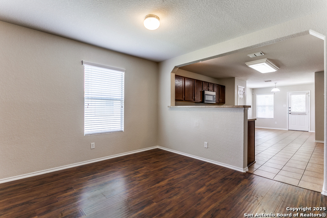 Listing photo id 6 for 16210 Rosebud Vista