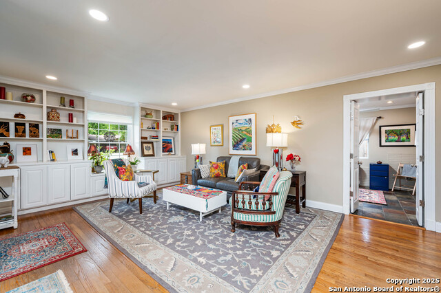 Image 8 of 29 For 426 Tophill  