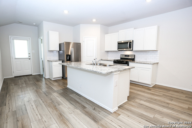 Image 10 of 26 For 4207 Claystone