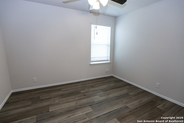 Image 24 of 26 For 4207 Claystone
