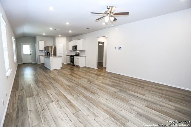 Image 5 of 26 For 4207 Claystone
