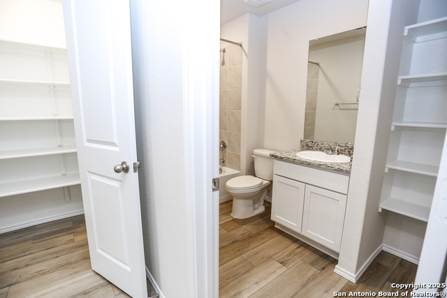 Image 10 of 23 For 4229 Blue Granite