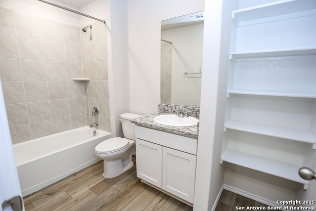 Image 11 of 23 For 4229 Blue Granite