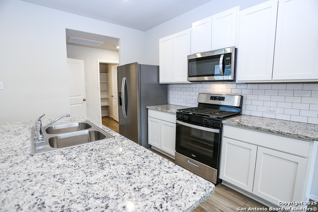 Image 8 of 23 For 4229 Blue Granite