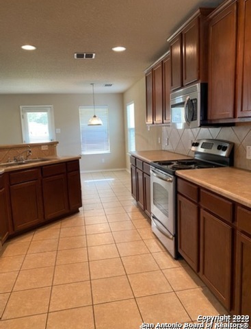 Image 3 of 21 For 451 Dolly Dr