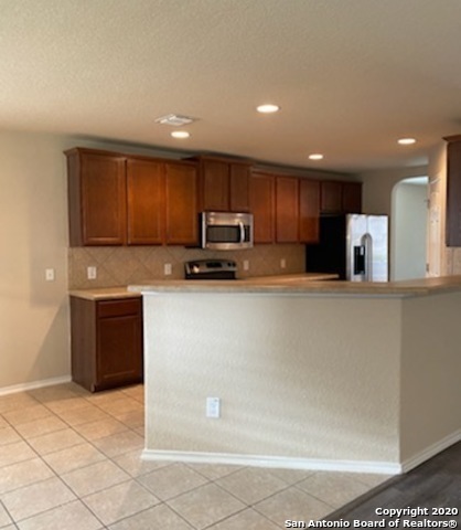 Image 5 of 21 For 451 Dolly Dr