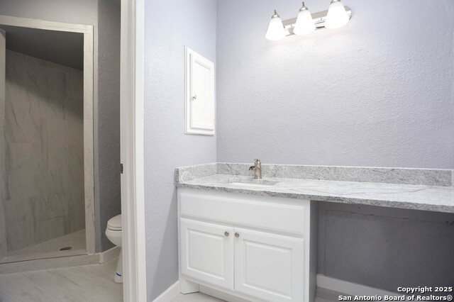 Listing photo id 17 for 10507 Luzon Dr