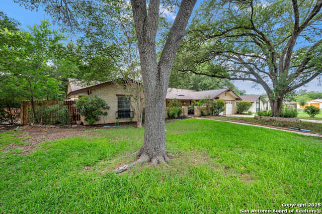 Image 4 of 29 For 5645 Parkcrest