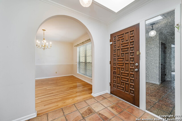 Image 7 of 29 For 5645 Parkcrest
