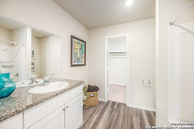 Listing photo id 14 for 7825 Wonder Woman Dr