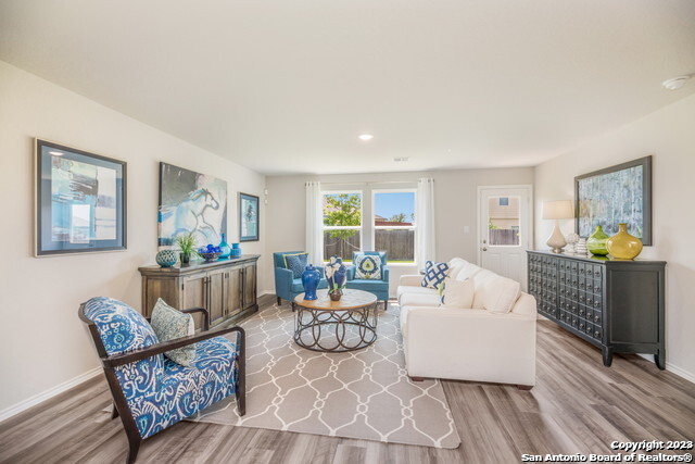 Listing photo id 3 for 7825 Wonder Woman Dr