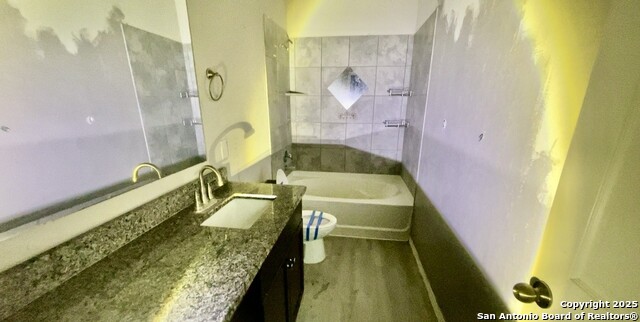 Listing photo id 4 for 7514 Overview Pl