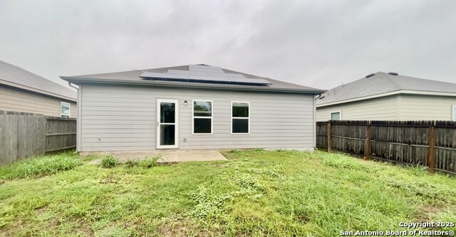 Listing photo id 7 for 7514 Overview Pl