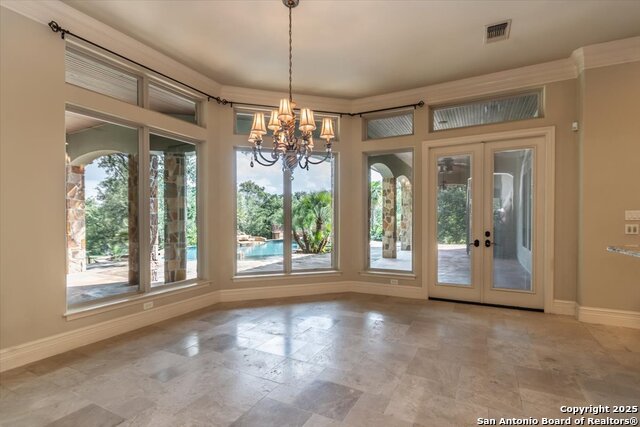 Listing photo id 11 for 11306 Anaqua Springs