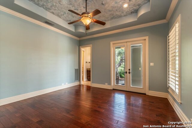 Listing photo id 16 for 11306 Anaqua Springs
