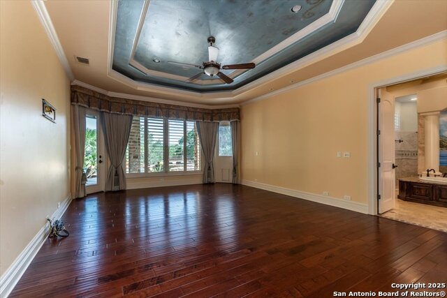 Listing photo id 22 for 11306 Anaqua Springs
