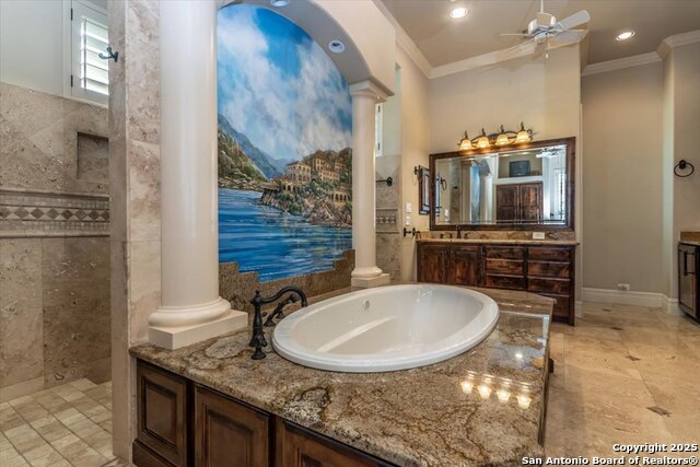 Listing photo id 24 for 11306 Anaqua Springs