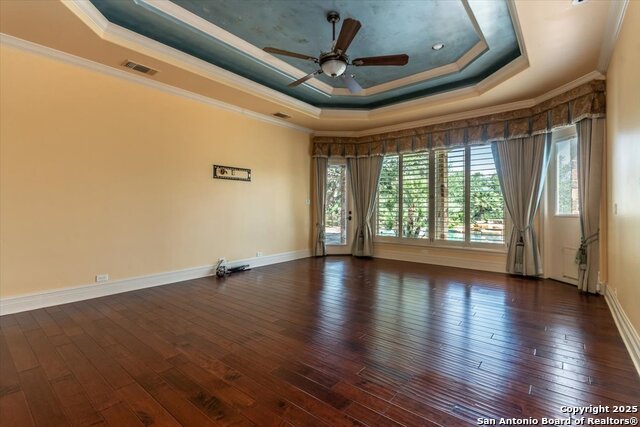 Listing photo id 26 for 11306 Anaqua Springs