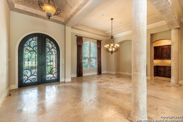 Listing photo id 3 for 11306 Anaqua Springs