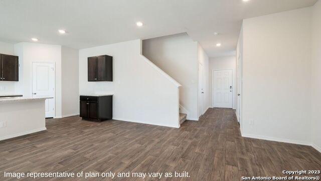 Image 6 of 28 For 1510 Champagne Oak