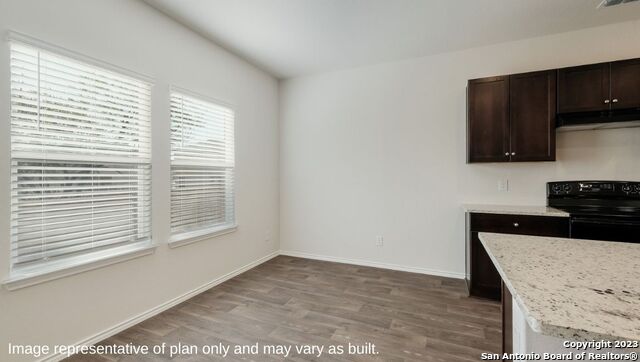 Image 9 of 28 For 1510 Champagne Oak