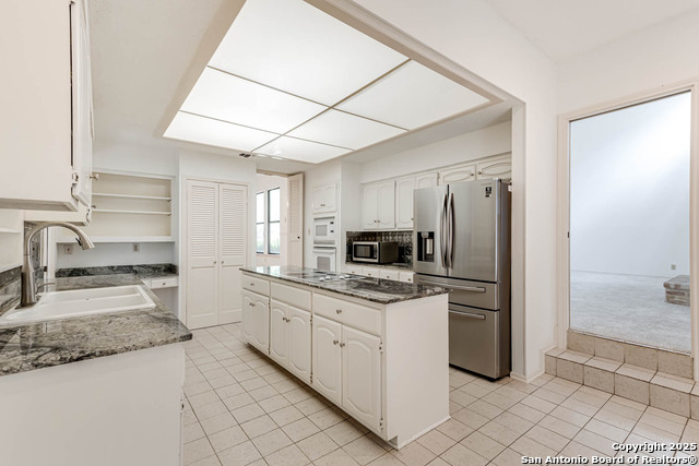 Listing photo id 9 for 3515 Hunters Dawn