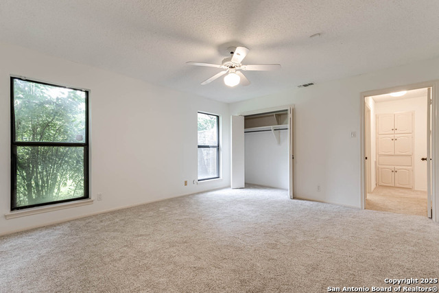 Listing photo id 22 for 3515 Hunters Dawn