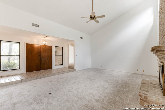 Listing photo id 3 for 3515 Hunters Dawn