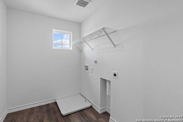 Image 20 of 23 For 8226 Hamrick Circle