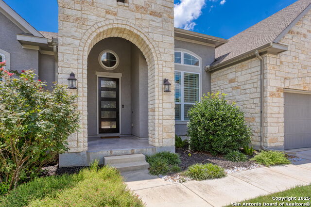 Listing photo id 1 for 11318 Ivy Cadence