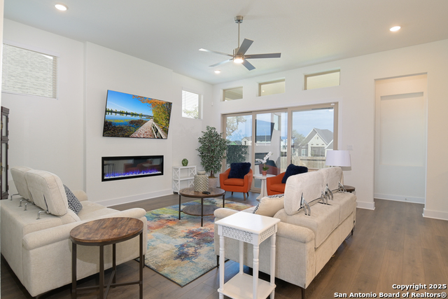 Image 7 of 35 For 524 Cotorra Springs