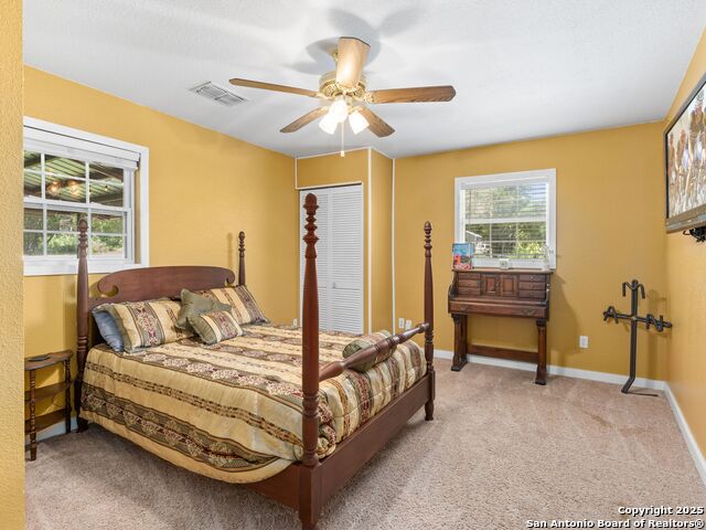 Listing photo id 14 for 4386 Morningside