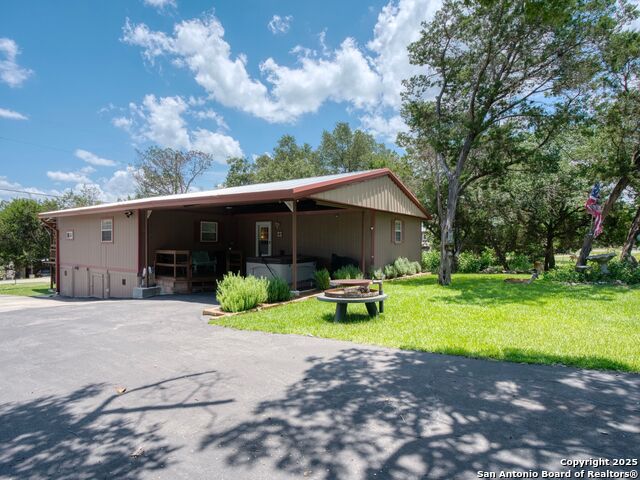 Listing photo id 1 for 4386 Morningside