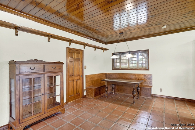 Listing photo id 17 for 101 Ranch
