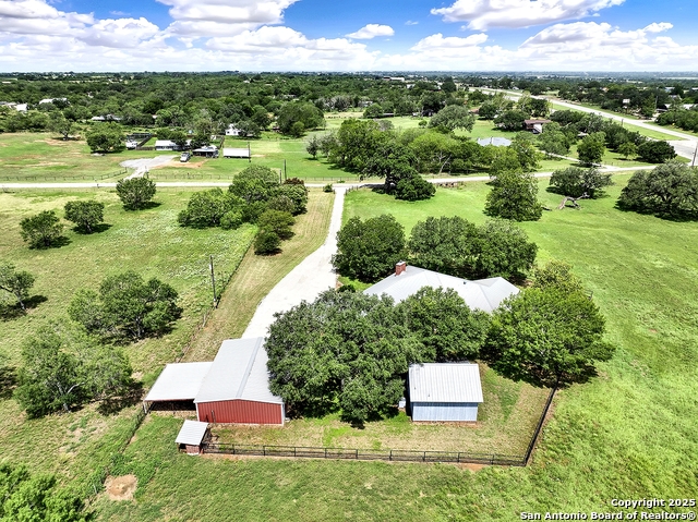Listing photo id 2 for 101 Ranch
