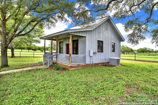 Listing photo id 39 for 101 Ranch