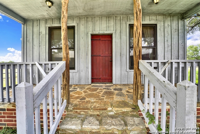 Listing photo id 42 for 101 Ranch