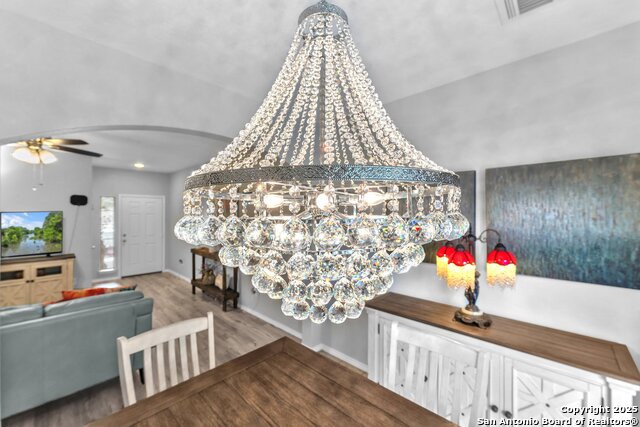 Image 9 of 25 For 3807 Tuscan Winter