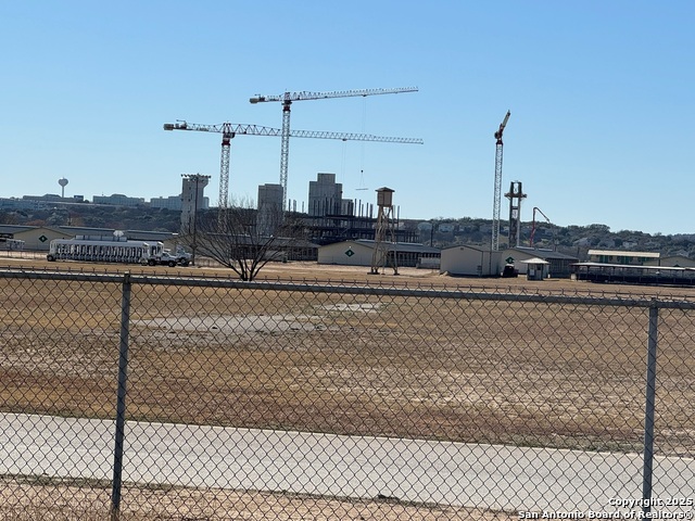 Listing photo id 10 for 16874 Lookout